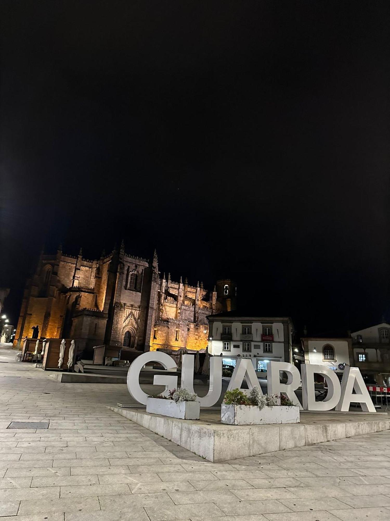 Serrano T1 Centro Da Cidade Guarda Exterior photo